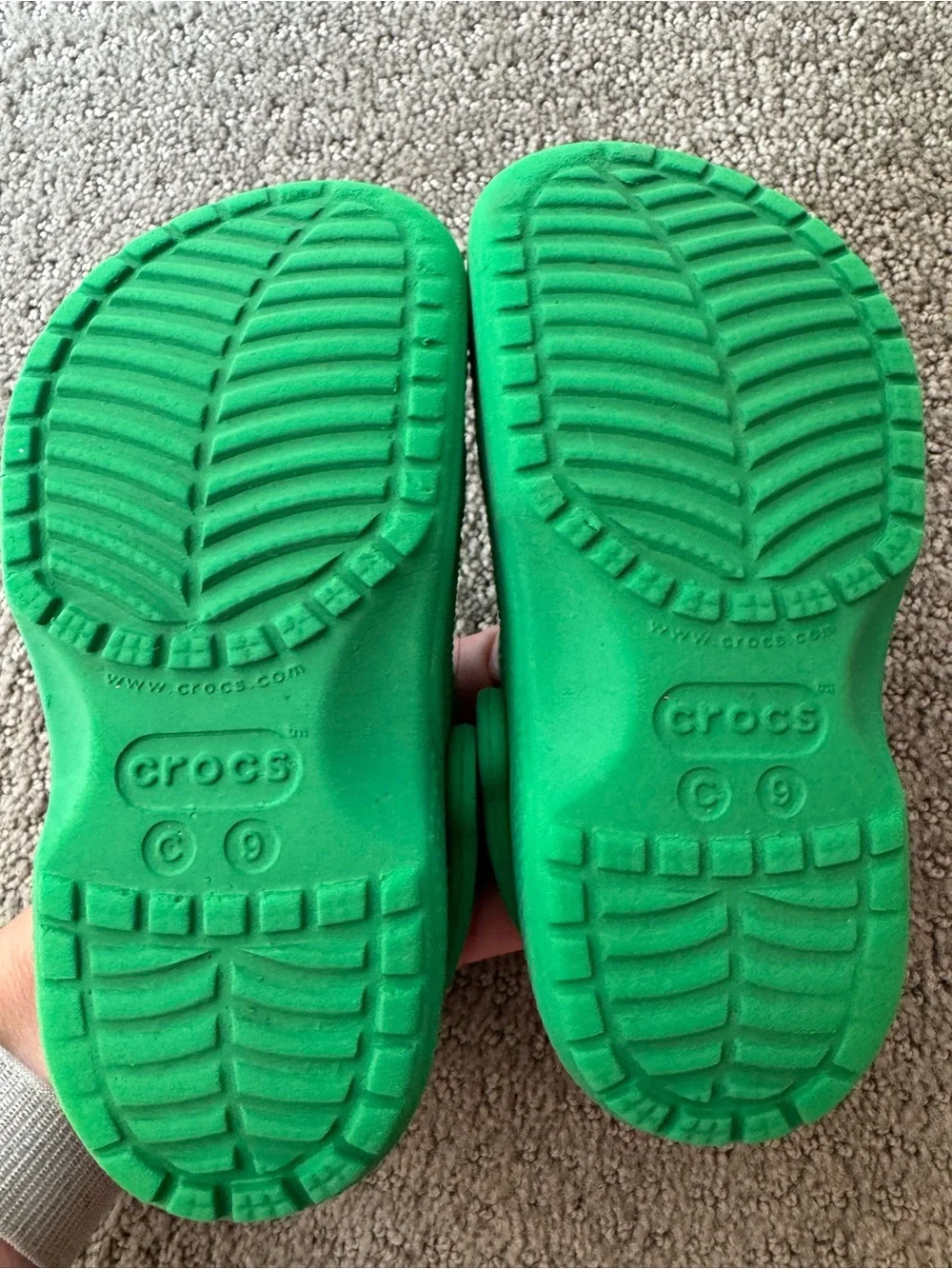 Crocs Classic Clogs Green Youth Size 9 Kids Good Condition